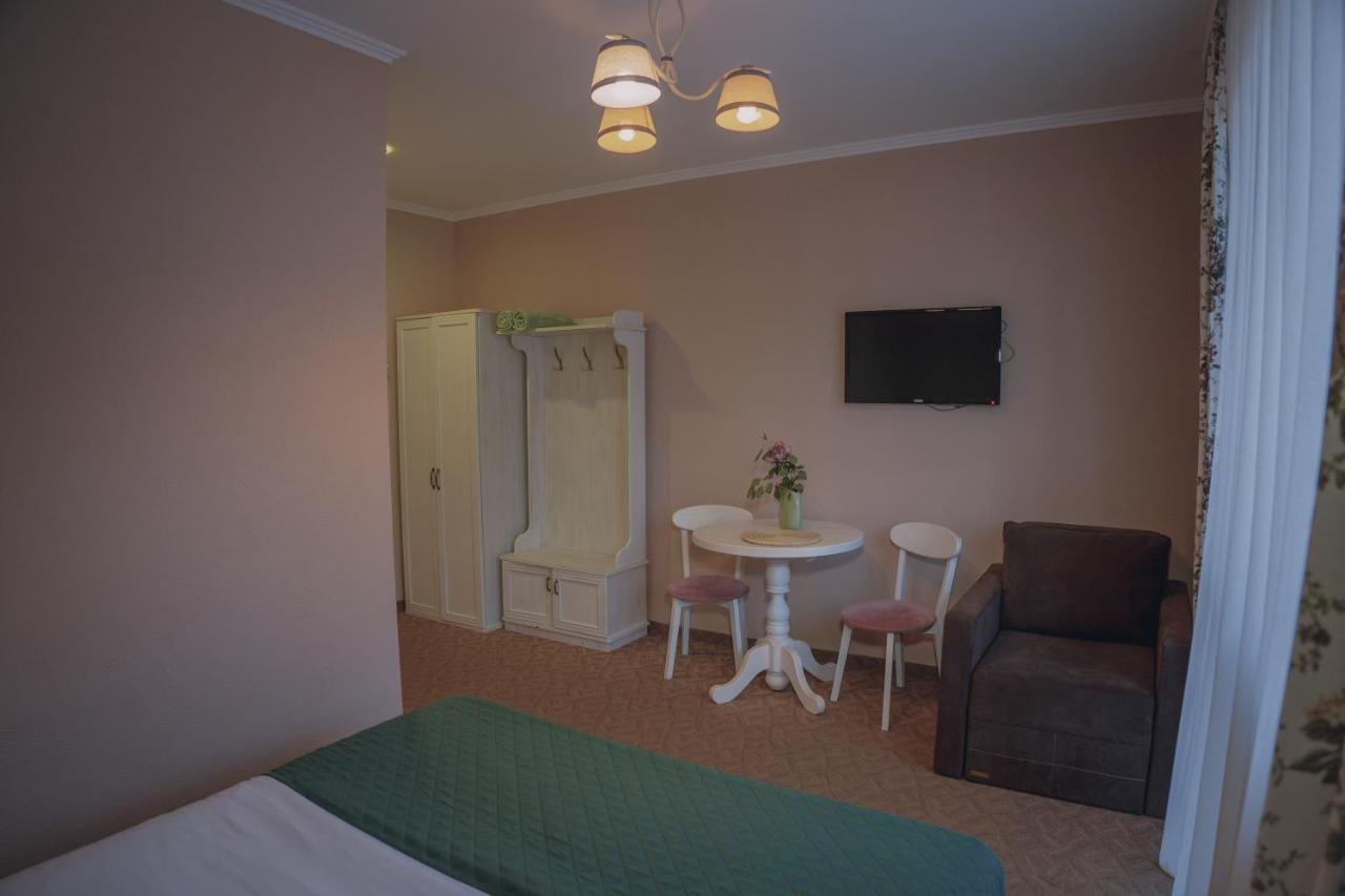 Hotel&Restaurant Premium Club Yaremche Dış mekan fotoğraf