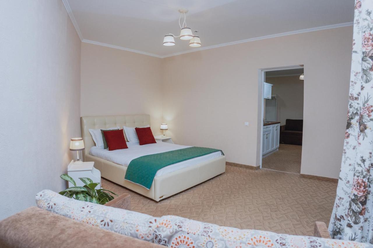 Hotel&Restaurant Premium Club Yaremche Dış mekan fotoğraf