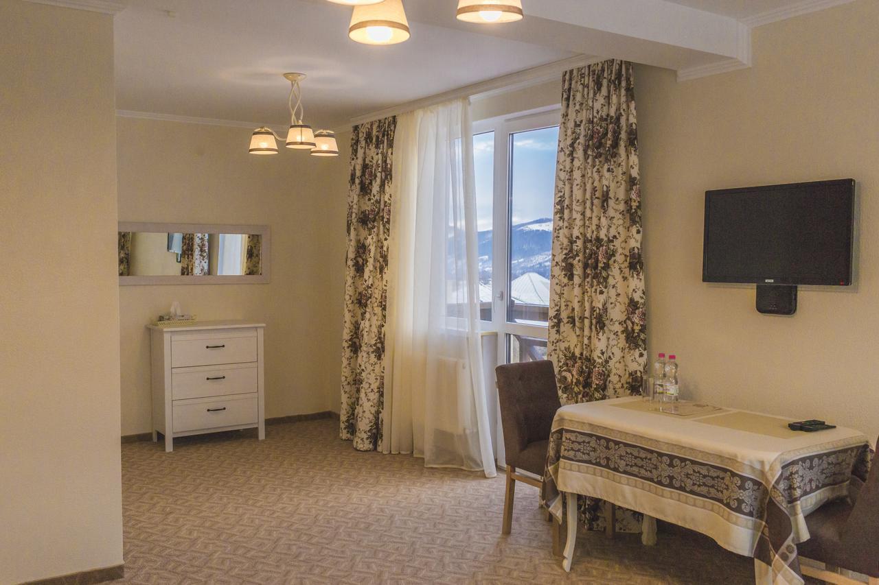 Hotel&Restaurant Premium Club Yaremche Dış mekan fotoğraf